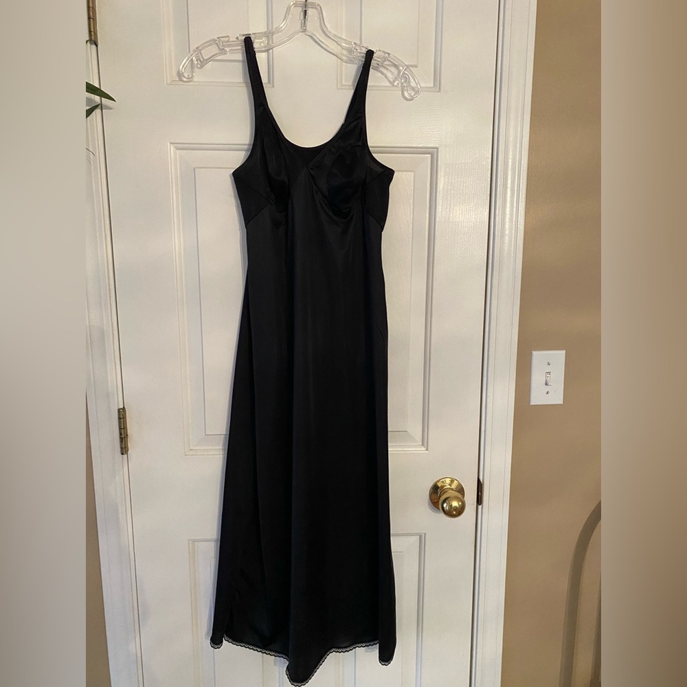 Vanity Fair Black Long Slip